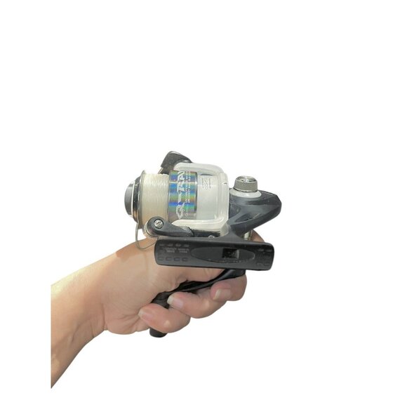 Quantum Fishing Q-Ray QRS-20 Spinning Reel Fishing Good Used Condition - Picture 7 of 10